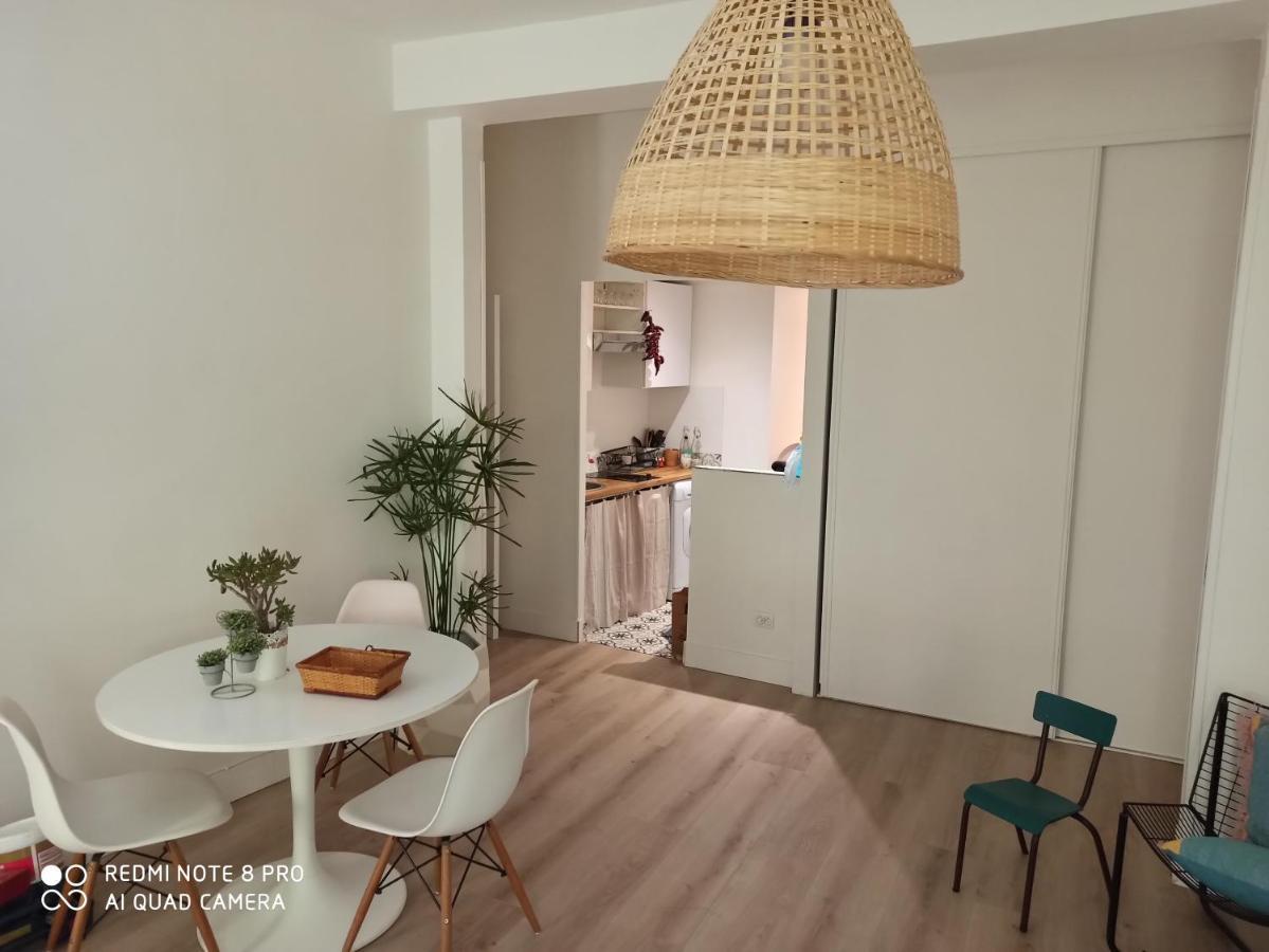 Joli Appartement Nicois En Bord De Mer Nice Exterior photo